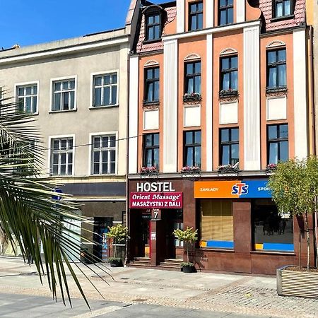 Hostel Kamienica Rynek 7 Катовице Экстерьер фото