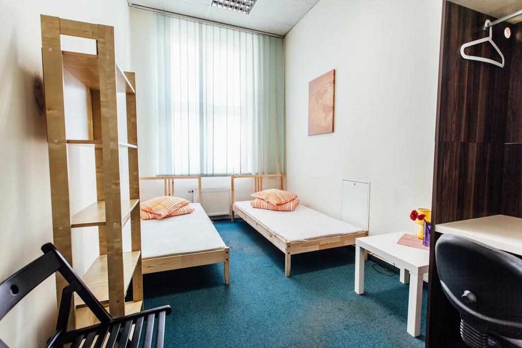 Hostel Kamienica Rynek 7 Катовице Экстерьер фото