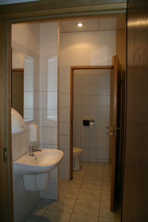 Hostel Kamienica Rynek 7 Катовице Номер фото